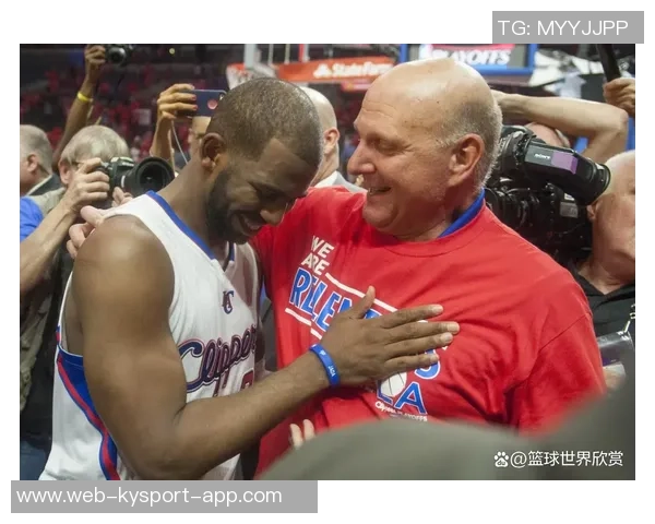 保罗与卢及助教范甘迪争执内幕揭示球队团结的重要性